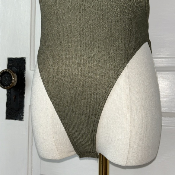 WILD FABLE STRAPPY BODYSUIT - Picture 3 of 6
